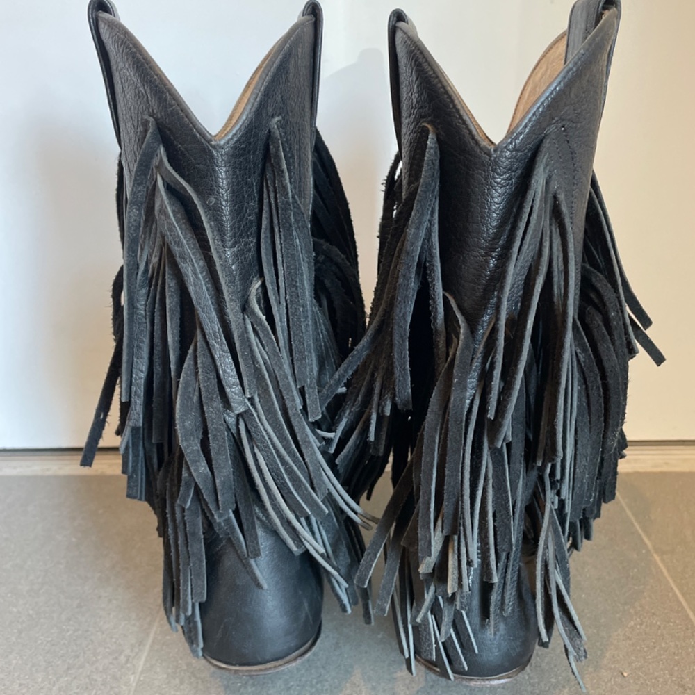 Black Tassel cowboy boots - Picture 5 of 6